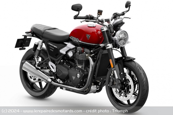 Triumph Speed Twin 1200 rouge/noir