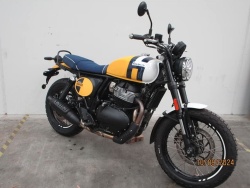 Le scrambler 650 de Royal Enfield se montre