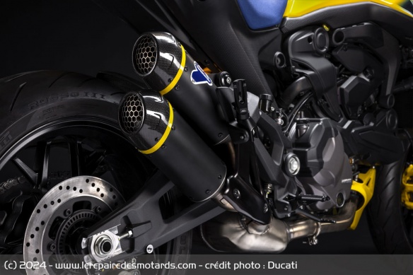 Roadster Ducati Monster Senna