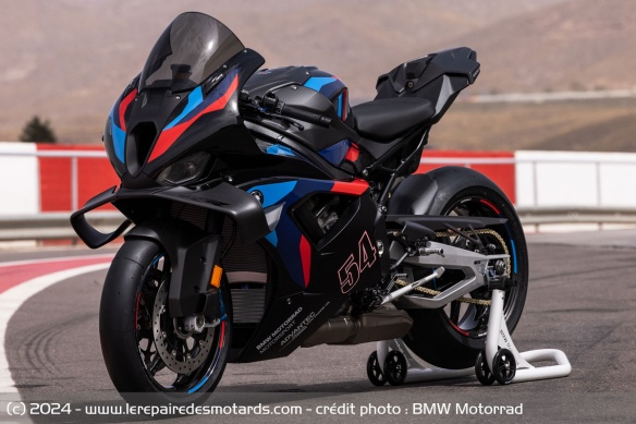 Sportive BMW Motorrad M 1000 RR