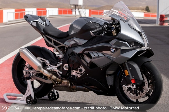 Sportive BMW S 1000 RR 2025