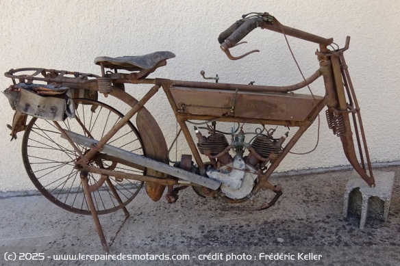 L'Autocyclette Clément type 2 HP 3/4 de 1912