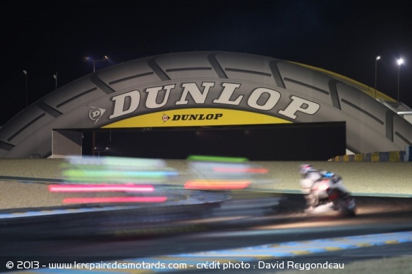 24 heures du Mans moto 2012 de nuit