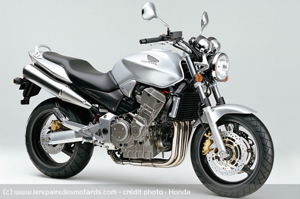 Honda CB900F Hornet 2002