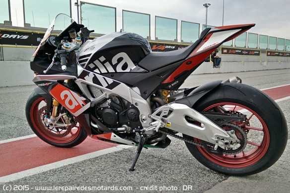 Aprilia RSV4 RF Factory