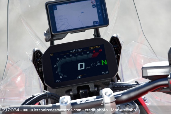 Le compteur TFT de la BMW R 1300 GS Adventure