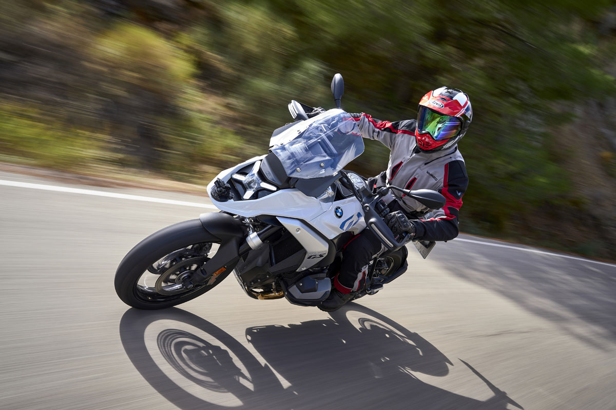 Test baskets moto BMW Ride : de l'air et de la protection - Moto