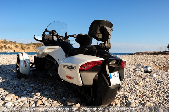 Vue arrière Can-Am Spyder F3-T