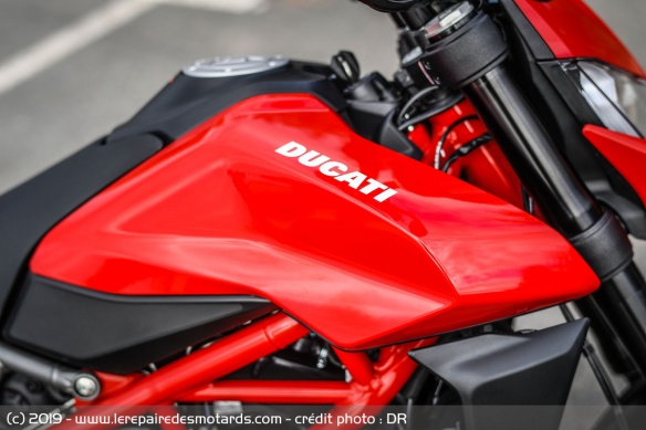 Réservoir de la Ducati Hypermotard 950