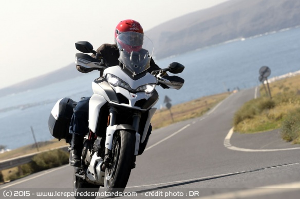 Ducati Multistrada 1200 S sur route