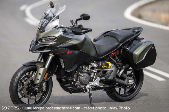 La Multistrada V2 embarque tout le package d'assistance DAVC