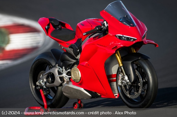 La Ducati Panigale V4 S s'affiche à partir de 34.690 euros