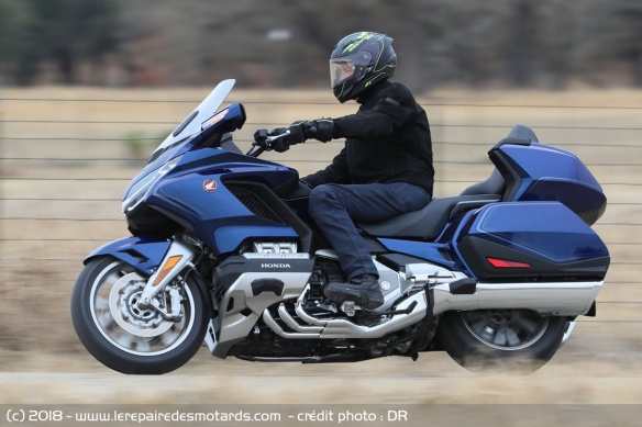 Essai Honda GL1800 GoldWing sur autoroute