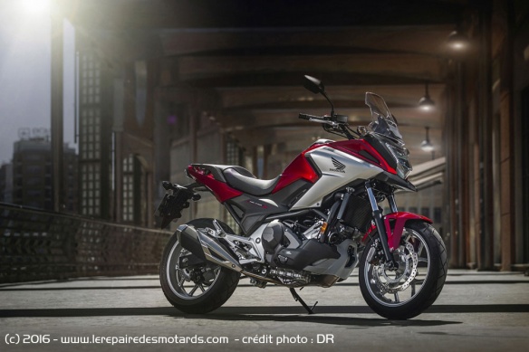 Dynamique et confortable, la Honda NC750X opère une mutation réussie pour 2016