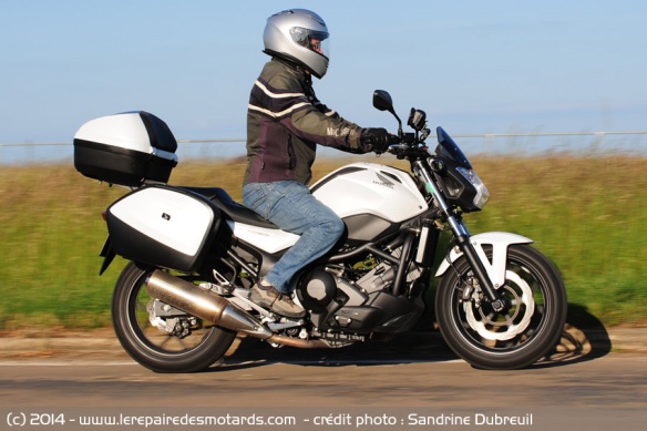 Honda NC 750 S sur autoroute