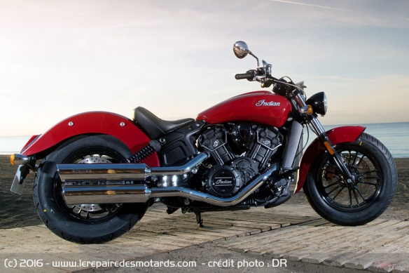 Essai Indian Scout Sixty rouge
