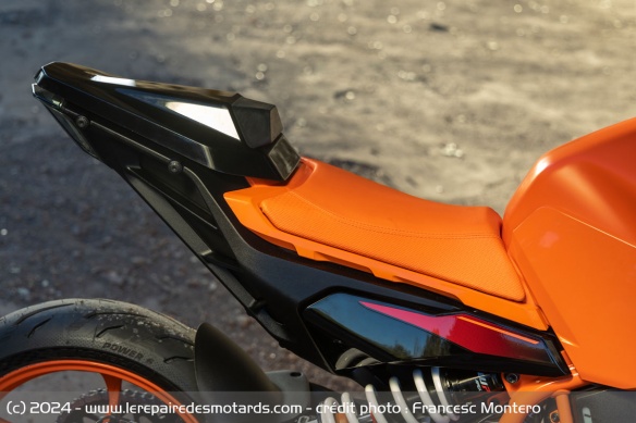 La selle de la KTM 390 Duke