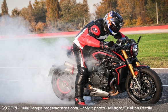 Mieux vaut faire chauffer les gommes avant de prendre la route