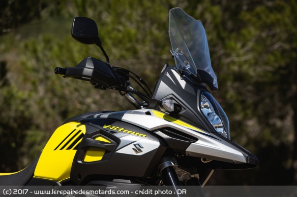 La V-Strom reste fidèle à son bec de canard