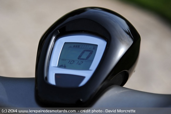 Compteur digital Vespa 946