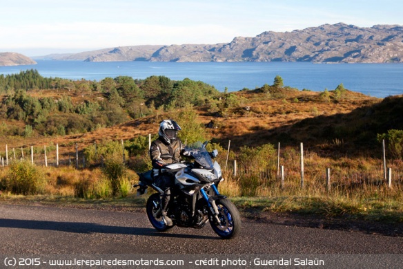 Yamaha MT-09 Tracer sur départementale