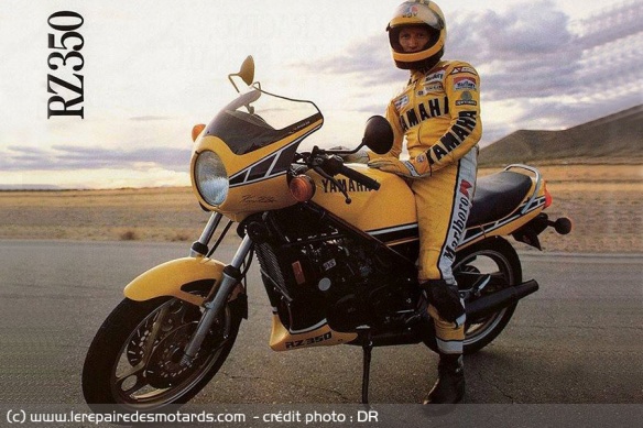 réplique de la moto de Kenny Roberts destinée uniquement au marché américain