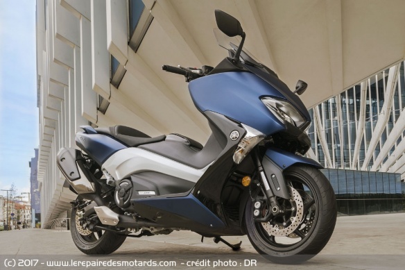 Essai du Yamaha TMax DX