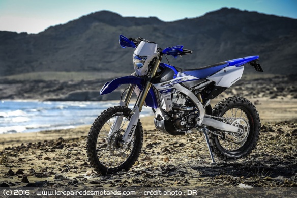 Yamaha 450 WR-F sur le sable