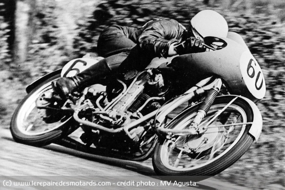 Leslie Graham au guidon de sa MV Agusta