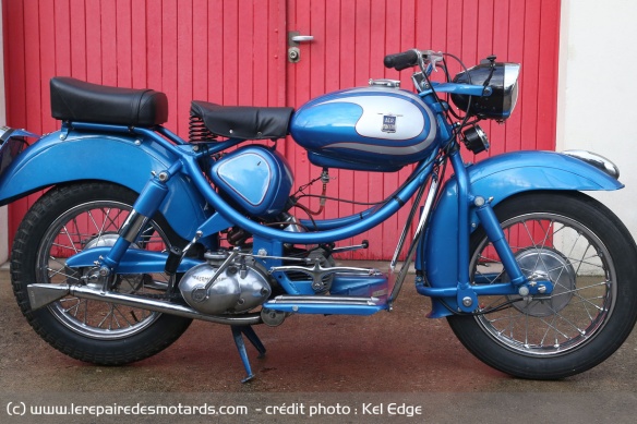 L'Aermacchi Bicilindrica 250 de 1952