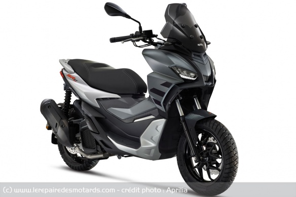 Aprilia SR-GT 125 2022