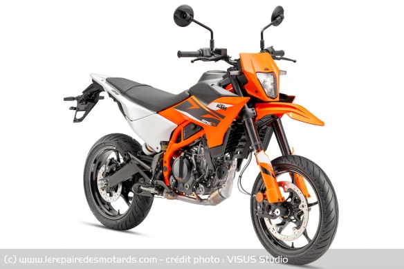 La KTM 125 SMC R 2025