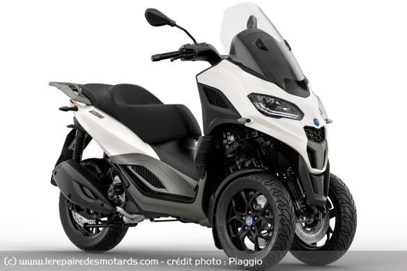 Piaggio MP3 310 2025