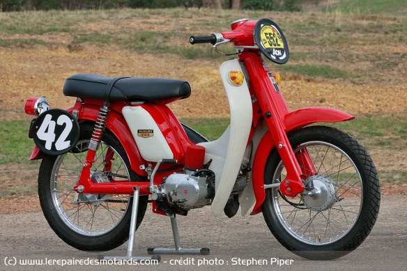 Suzuki F50 Super Stepthru