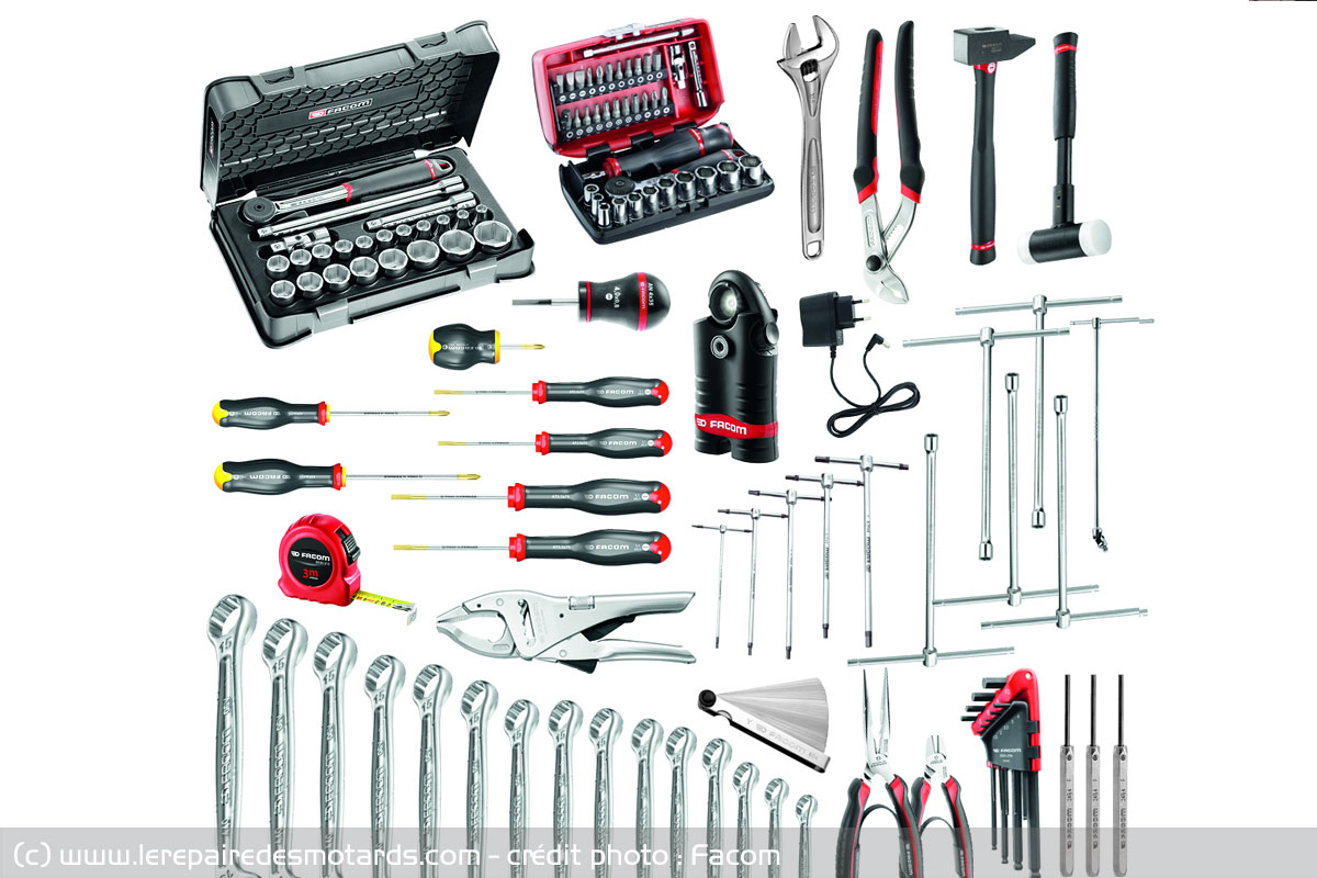 Facom - FACOM Caisse 27 outils - Coffrets outils - Rue du Commerce