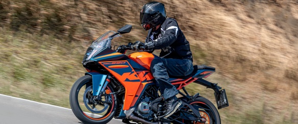 essai sportive KTM RC 390