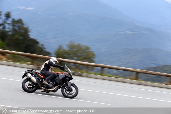 Conduire à moto en Corse