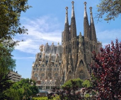 La Sagrada Familia de Barcelone par Gaudí