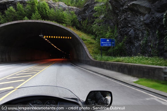 Tunnel de Bomlafjord