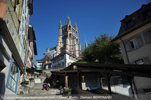 Arrivée à Lausanne, la cathédrale nous accueille